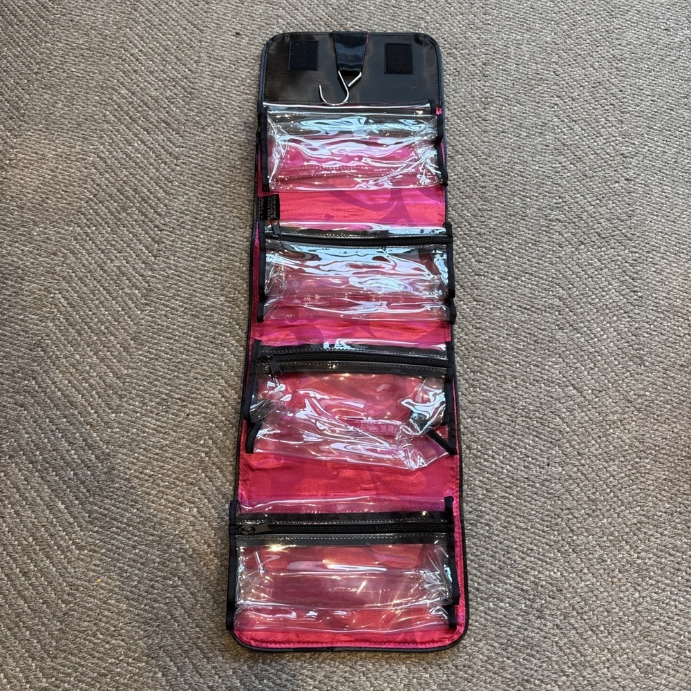 Mary Kay Roll Up Hanging Cosmetic/Toiletries Travel Bag with 4 Removable Pouches - Picture 3 of 6